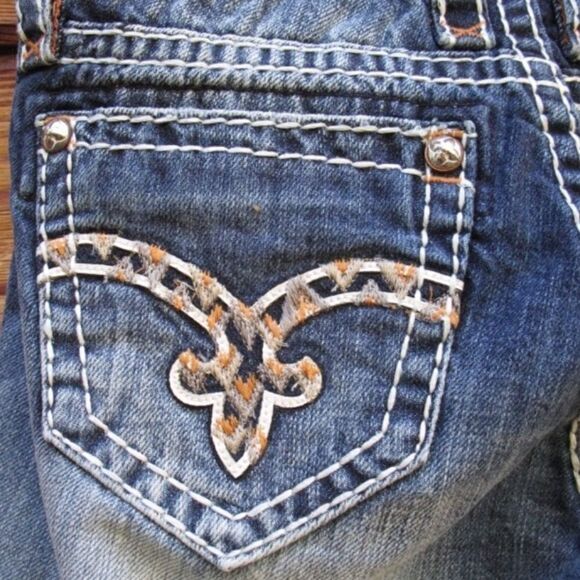 NWT Rock Revival Mid Rise Jean Shorts - Picture 6 of 8
